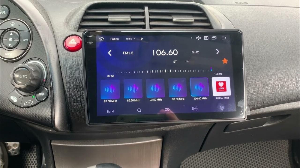 Магнитола для Honda Civic 8 хэтчбэк 2006-2011 левый руль - FarCar BM3233M-2K монитор 9.5" 2K QLED на Android 14, TS10, 4+32Гб, CarPlay, 4G SIM-слот