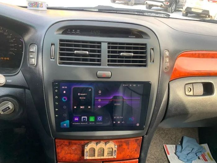 Магнитола для Lexus LS430 Toyota Celsior XF30 2000-2006 (ШГУ монохром) - Teyes CC2 PLUS монитор 9" QLED на Android 10, ТОП процессор, 4Гб+64Гб, 4G SIM-слот