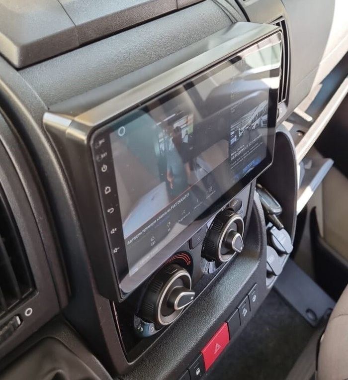 Магнитола для Citroen Jumper, Fiat Ducato, Peugeot Boxer 2006-2022 - Parafar PF607LUX1FHD на Android 13, CarPlay, 4G SIM-слот