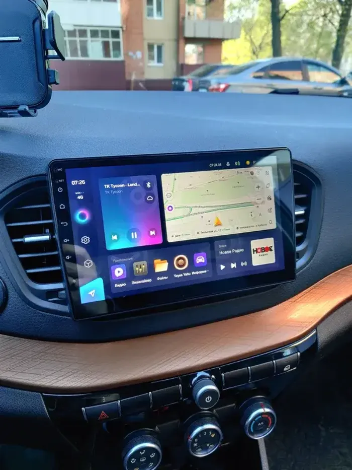 Магнитола для Lada Vesta NG 2023+ (без штатного экрана, рамка 10) - Teyes CC3L на Android 10, 8-ядер, CarPlay, 4G SIM-слот