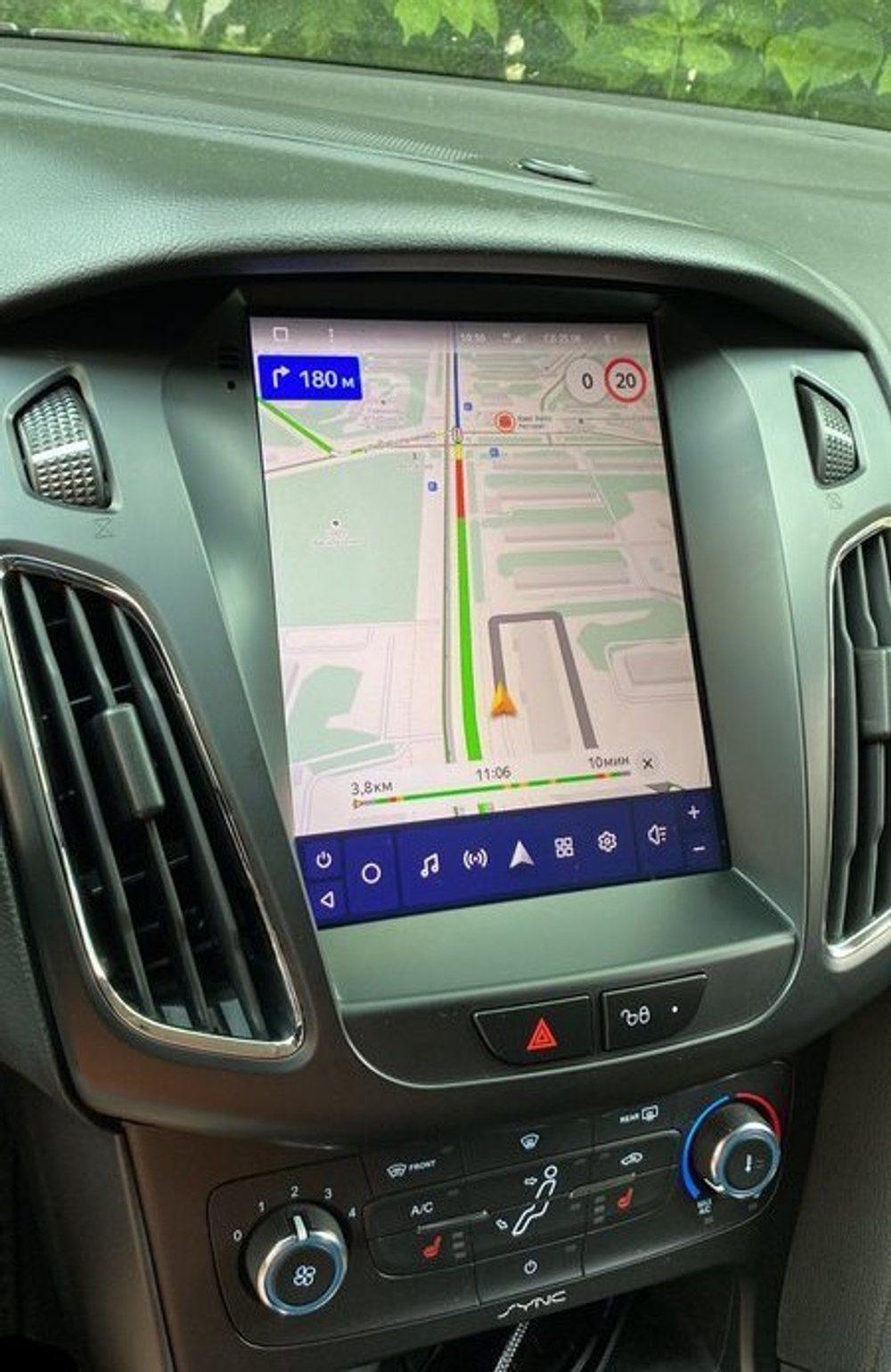 Магнитола для Ford Focus 3 2011-2019 - Teyes TPRO 2 монитор 9.7" QLED в стиле "Тесла" на Android 10, TS10, 4G SIM-слот