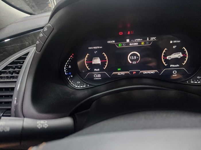 Электронная панель приборов Infiniti QX80, QX56 2010-2019 - Kuberg ZH-HL122 с LCD / ЖК 12.3" экраном QLED