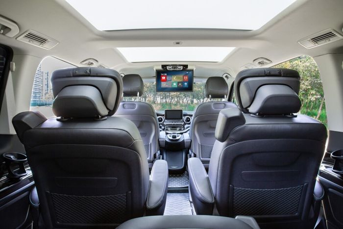 Монитор потолочный для Mersedes-Benz V класс - ERGO ER15AMS с экраном 15.6” (1920х1080 FullHD, Android, 3+32Gb) черный