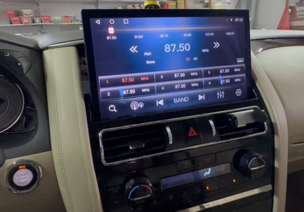 Магнитола для Nissan Patrol Y62, Infiniti QX80, QX56 2010-2019 (поддержка Bose, 360 и мониторов) - Kuberg KP-N1301 монитор 13.3" на Android 10, 6/128Гб, CarPlay, 4G SIM-слот