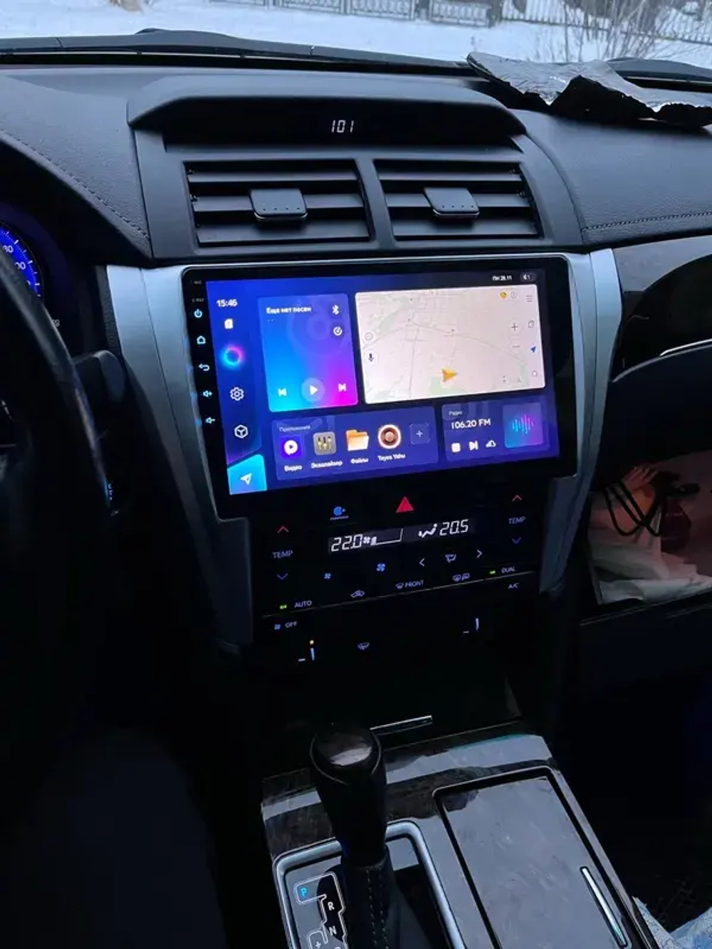 Магнитола для Toyota Camry 55 2014-2018 (рамка серебро) - FarCar 466M монитор 10.36" QLED на Android 14, TS18, CarPlay, 4G SIM-слот