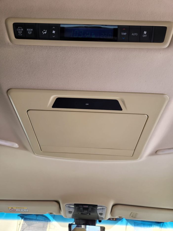 Монитор потолочный моторизированный для Toyota Alphard - ERGO ER15AFL-AUTO 15,6" (1920х1080 FullHD, Android, 3+32Gb) бежевый