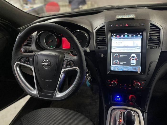 Магнитола для Opel Insignia 2009-2013 - Kuberg ZF-1069BL-DSP вертикальный экран 10.4" в стиле "Тесла" на Android 9, 4/64Гб