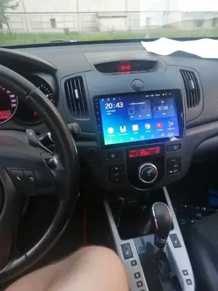 Магнитола для KIA Cerato 2 2008-2013 (климат, рамка черная) - Teyes CC3L на Android 10, 8-ядер, CarPlay, 4G SIM-слот
