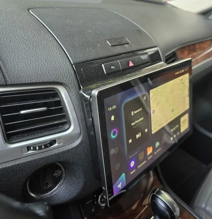 Магнитола для VW Touareg 2 NF 2010-2018 (RCD550, поддержка подогревов) - Teyes CC3-2K-360 монитор 13" 2K QLED на Android 10, 6Гб+128Гб, CarPlay, 4G SIM-слот, 4 камеры в комплекте