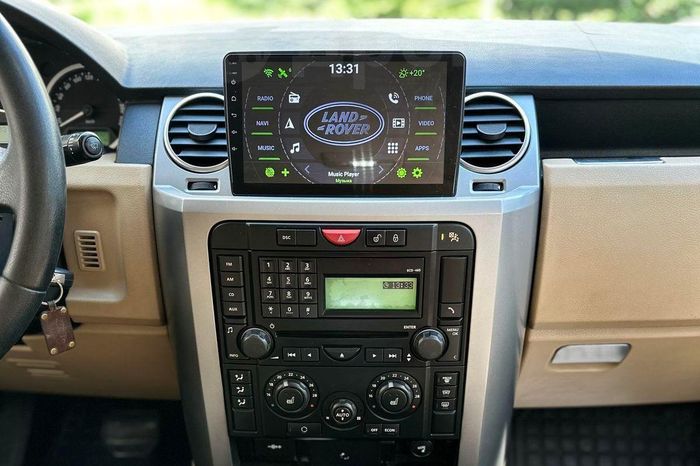 Магнитола для Land Rover Discovery 3 2005-2009 (закругленные углы) - Teyes CC3 Android 10, ТОП процессор, 4/32 Гб, CarPlay, SIM-слот
