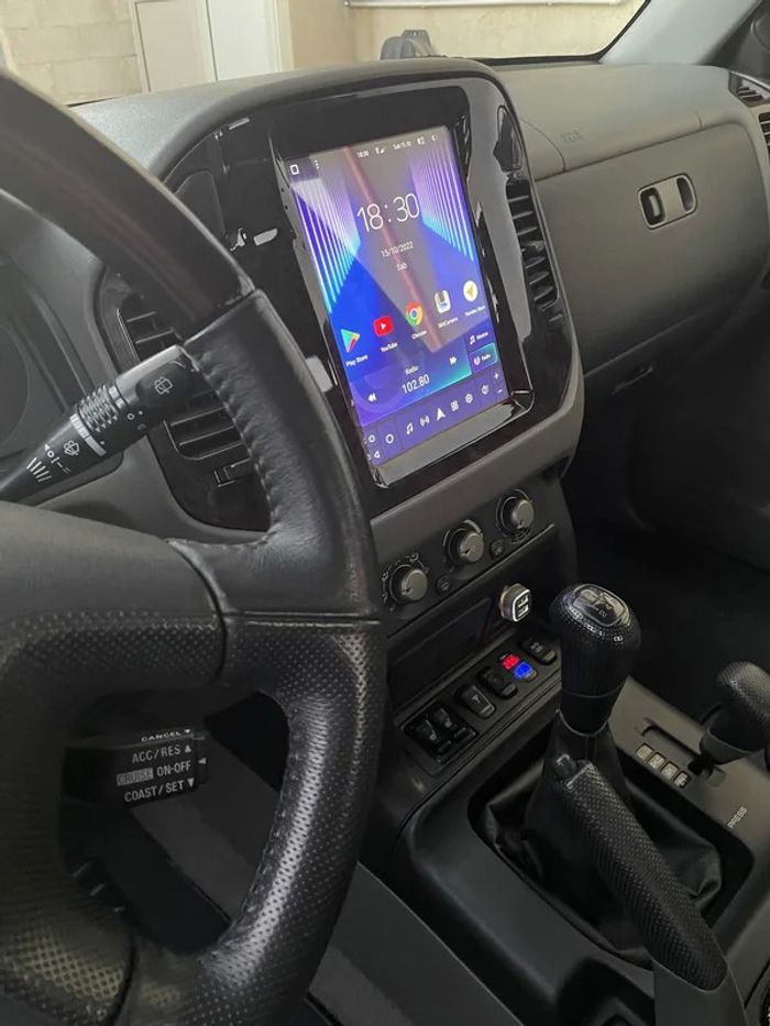 Магнитола для Mitsubishi Pajero 3, Montero 3 1999-2006 (рамка черная) - Teyes TPRO 2 монитор 9.7" QLED в стиле "Тесла" на Android 10, TS10, 4G SIM-слот