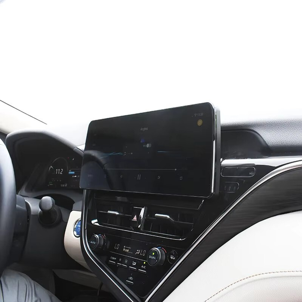 Магнитола для Toyota Camry 70 (75) 2021-2023 - Redpower 85333XLB монитор 12.3" QLED в стиле BMW, Android 14, CarPlay, 4G SIM-слот