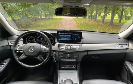 Магнитола для Mercedes-Benz E-класс W212 2015 седан NTG 5.0 - Kuberg MKD монитор 10.25", Android 11, 6Гб+128Гб, CarPlay, SIM-слот