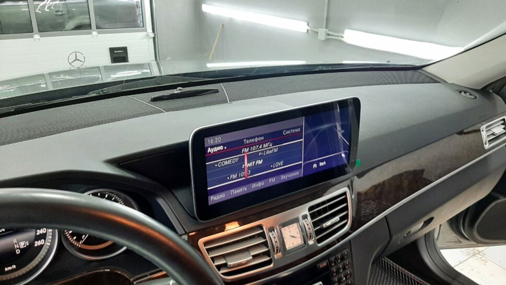 Магнитола для Mercedes-Benz C-класс (W204) 2011-2014 NTG 4.5/4.7 - RDL-7701-C монитор 10.25" на Android 13, 8/128Гб, CarPlay, 4G SIM-слот