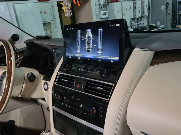 Магнитола для Infiniti QX80 / QX56 2010-2024, Nissan Patrol Y62 (поддержка Bose, 360 и мониторов) - Kuberg ZH-N1401 монитор 14", Android 12, 8/128Гб, CarPlay, 4 SIM-слот, беспроводная зарядка