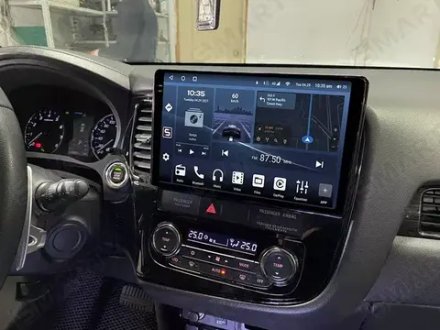 Магнитола для Mitsubishi Outlander 3 2012-2022 (левый руль) - Teyes CC3-2K-360 монитор 10.36" 2K QLED на Android 10, 6Гб+128Гб, CarPlay, 4G SIM-слот, 4 камеры в комплекте