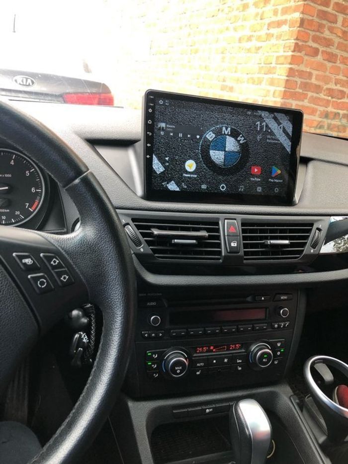 Магнитола для BMW X1 E84 2009-2014 CIC - FarCar S400-TS18 монитор 10.36" QLED на Android 14, CarPlay, 4G SIM-слот