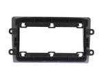 Комплект рамки с разъёмами 9" Renault Duster, Kaptur, Sandero, Logan, Nissan Terrano, Lada X-ray накладка в овал